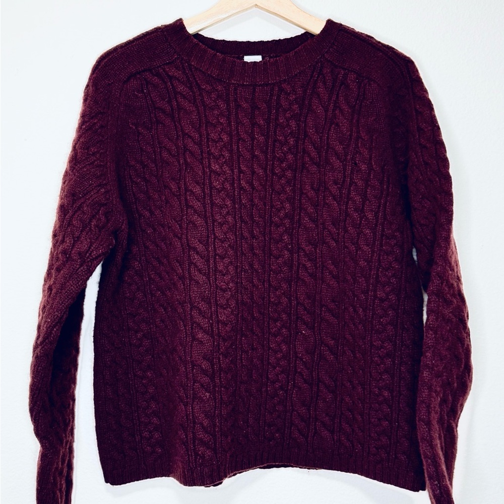 GAP Factory Burgundy Cable Knit 100% Lame’s Wool Sweater Women’s L